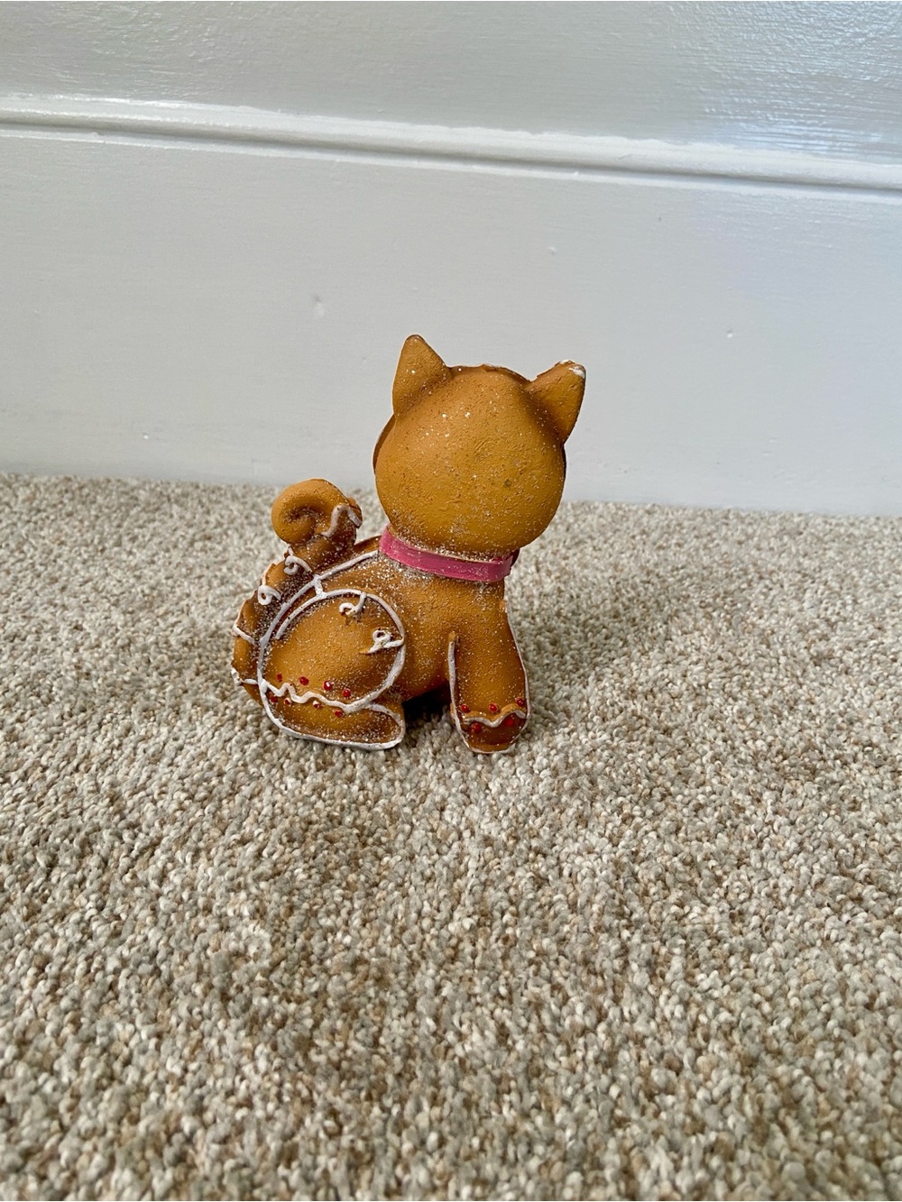 Christmas Gingerbread Cat Cookie Resin Figurine Holiday Tabletop Decor 4.6" - Picture 8 of 13